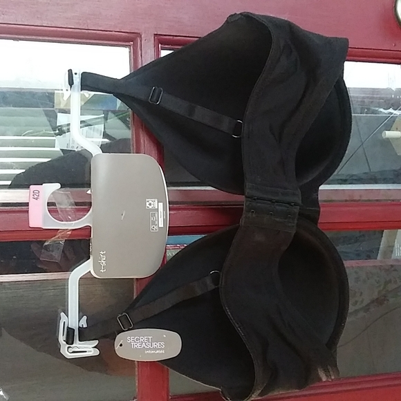 NWT 1 Wireless Bra and 1 underwrite Bra - Picture 5 of 5